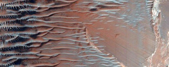 a-steep-slope-in-eastern-noctis-labyrinthus