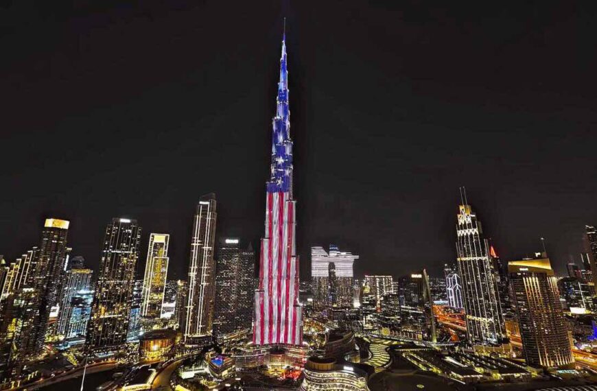 Burj Khalifa in USA colors