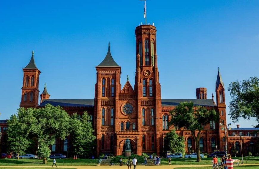 Smithsonian Institute