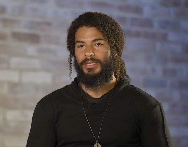 Darius J Wright