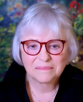 Dr Juliette Engel